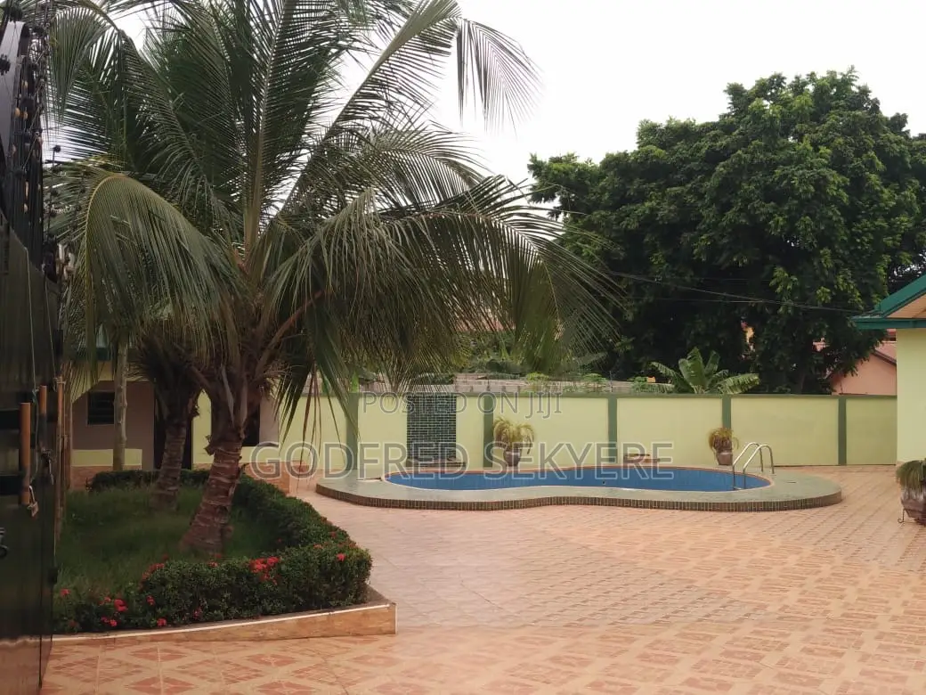 4bdrm Apartment in Adeleke Estates š”, Kumasi Metropolitan for rent