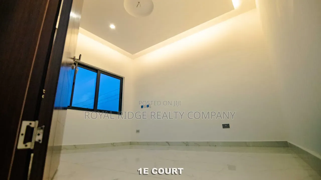 3bdrm Apartment in Burma Hills Close To, Accra Metropolitan for rent