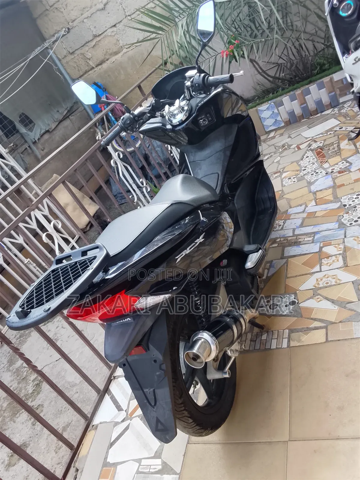 Honda 2024 Black