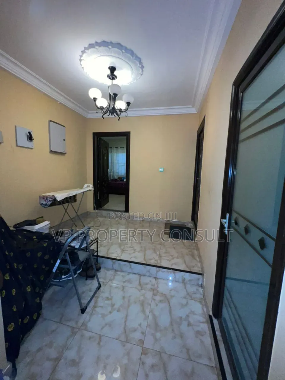 4bdrm House in Palas Town for sale