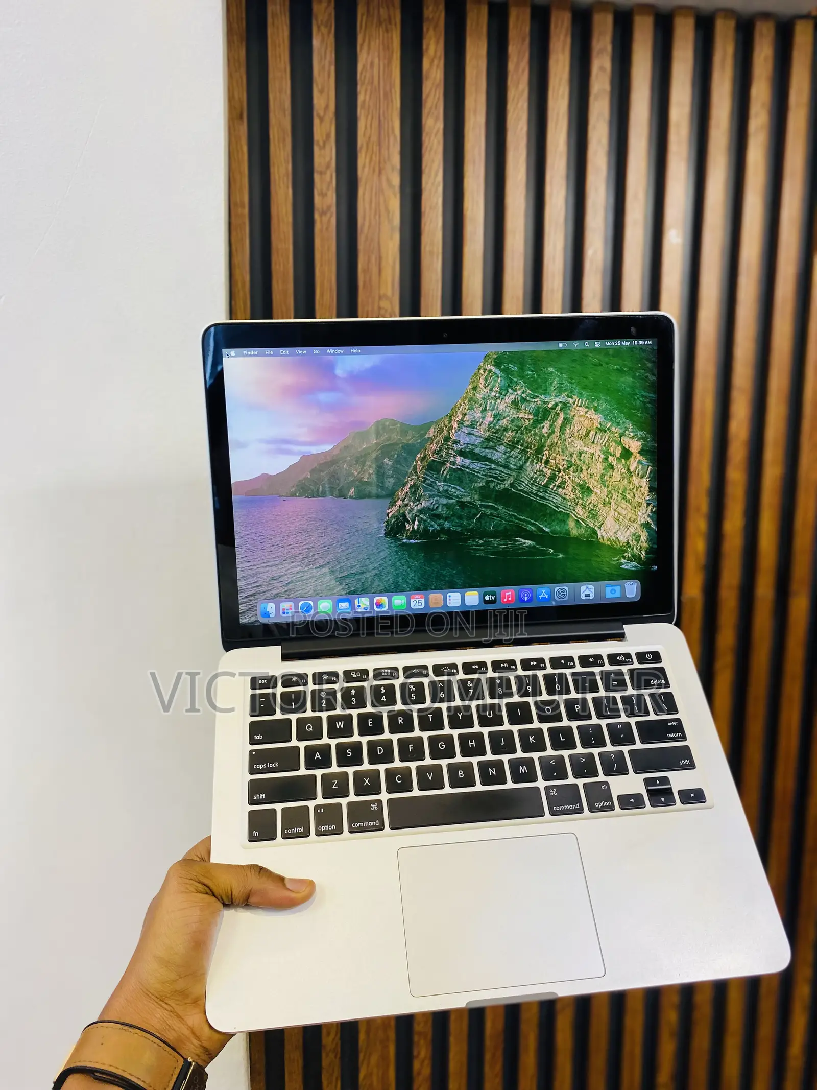 Laptop Apple MacBook Pro 2015 8GB Intel Core i5 SSD 256GB