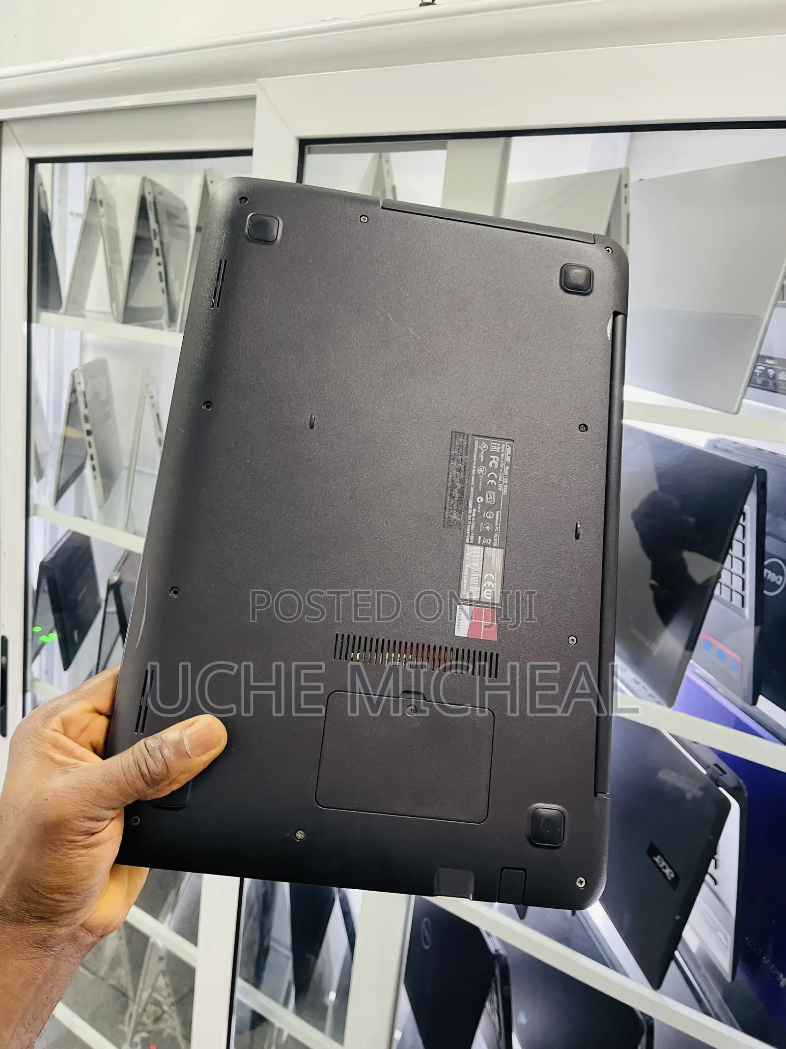 Laptop Asus X55U 8GB Intel Core i5 SSD 256GB