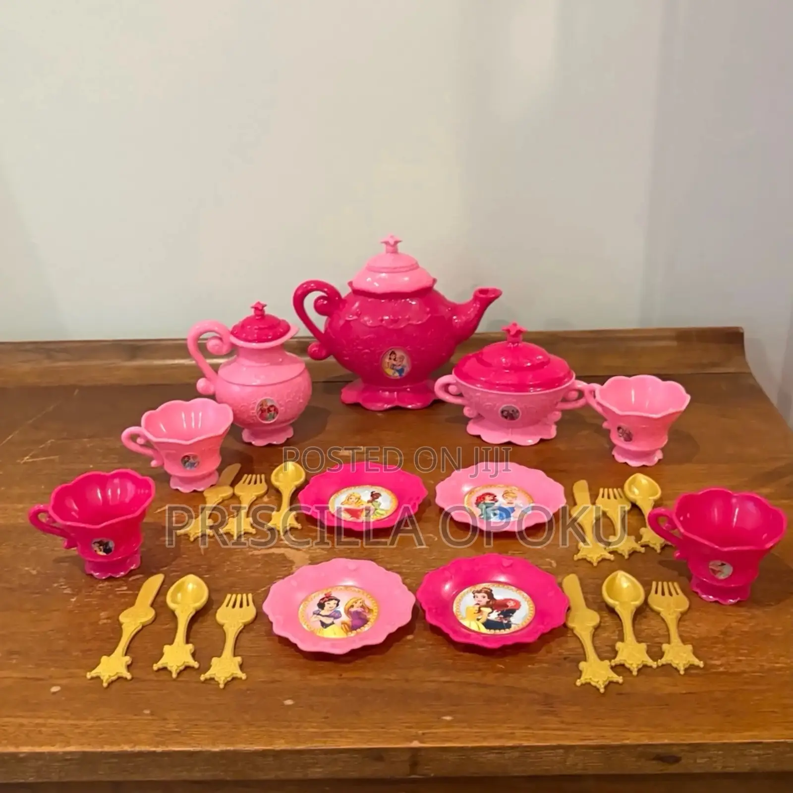 Disney Princess Dinnerware Set