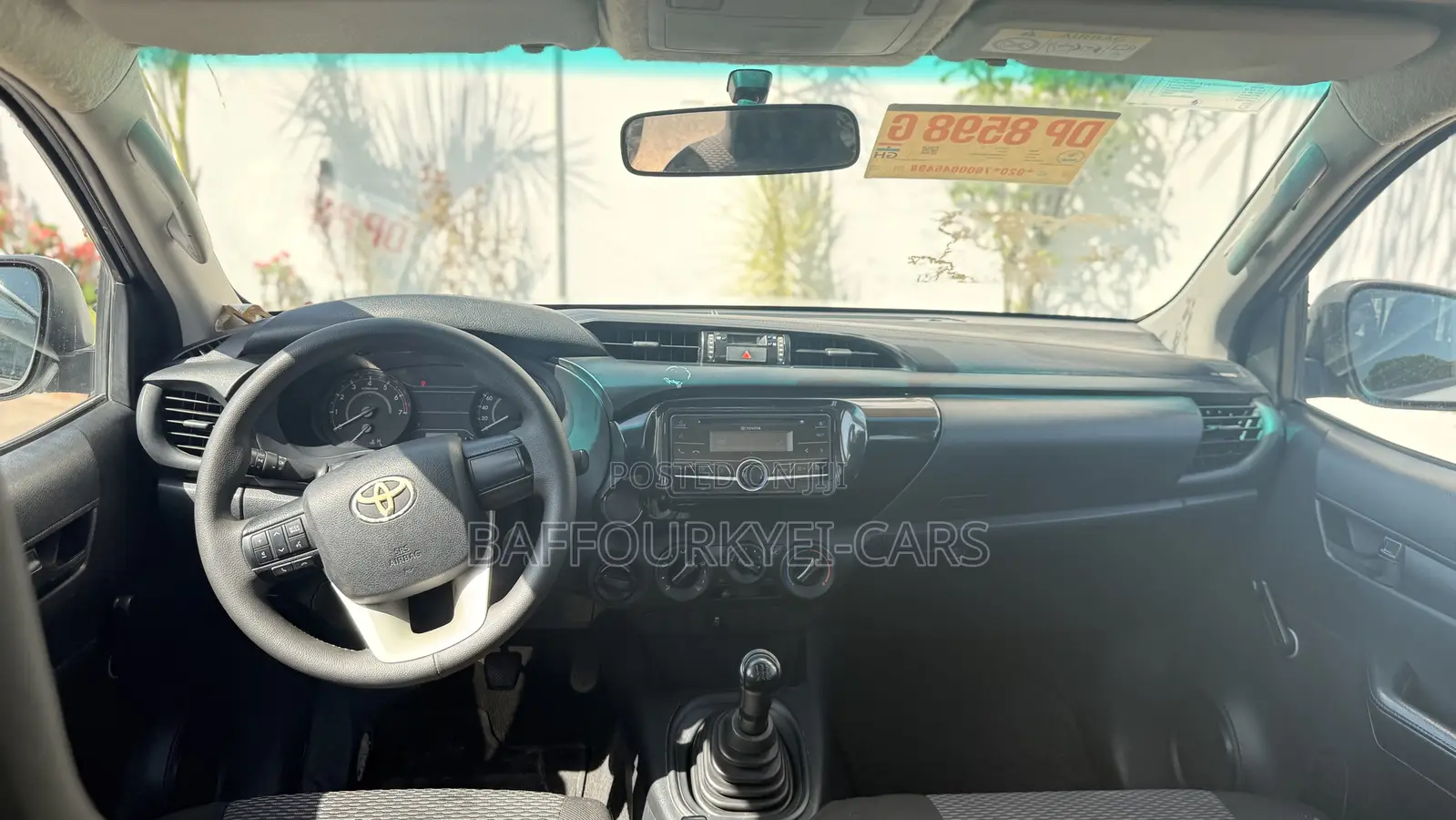 Toyota Hilux Revo Double Cab Petrol 2.7 AWD 2017 White