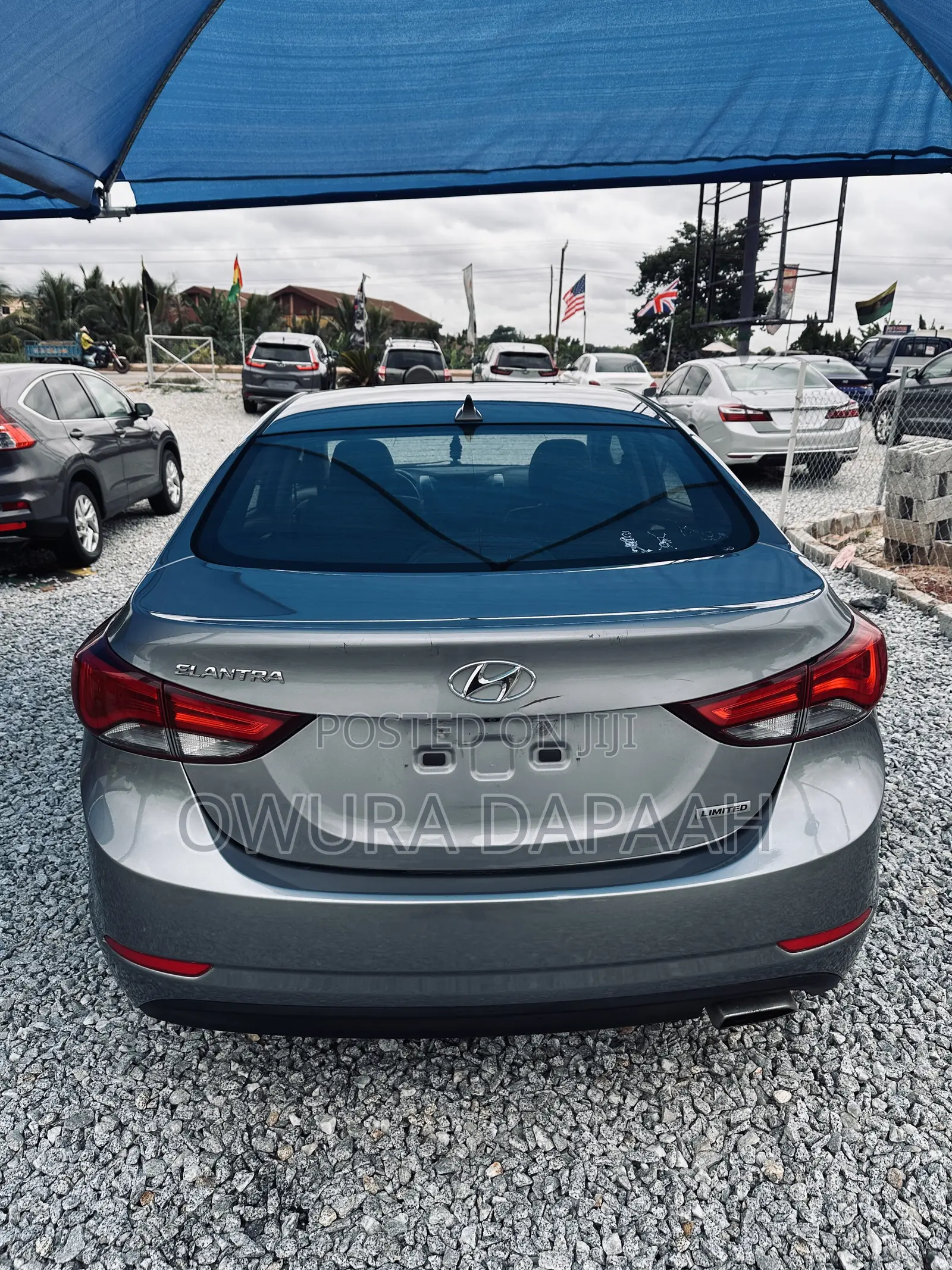 Hyundai Elantra Limited Sedan FWD (1.8L 4cyl 6A) 2016 Gray