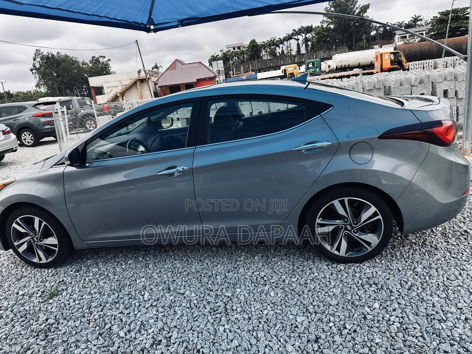 Hyundai Elantra Limited Sedan FWD (1.8L 4cyl 6A) 2016 Gray