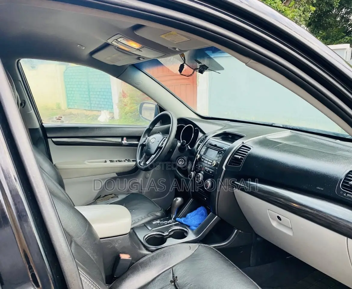 Kia Sorento 2013 Black
