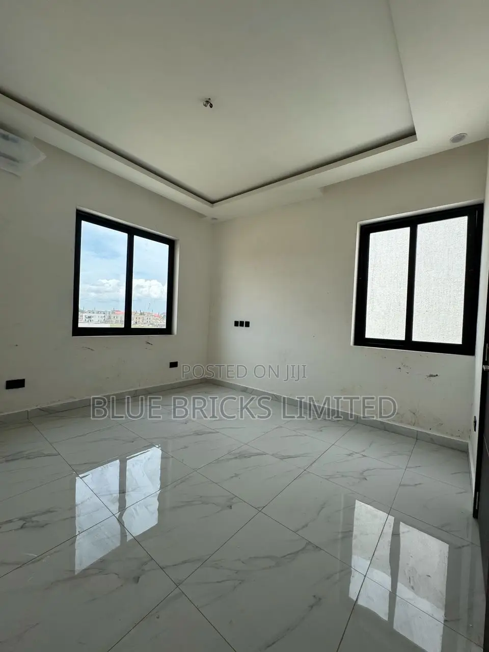 Furnished 4bdrm House in Manet for sale
