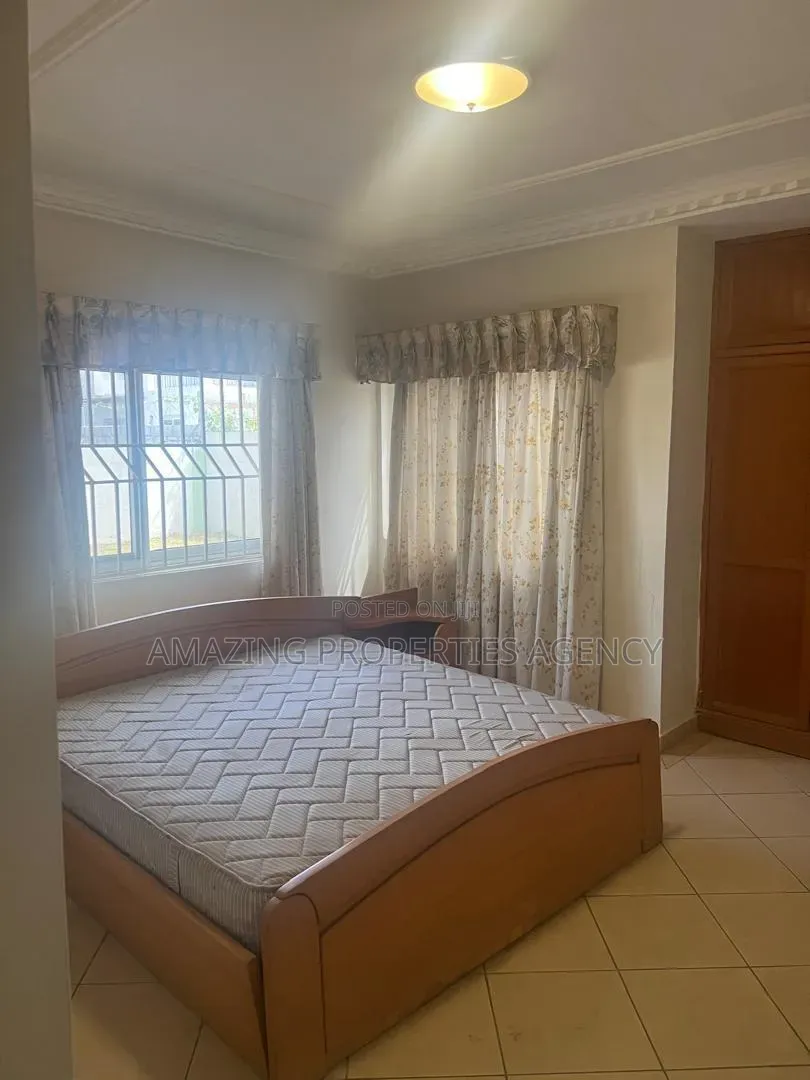 5bdrm House in Dzorwulu for sale