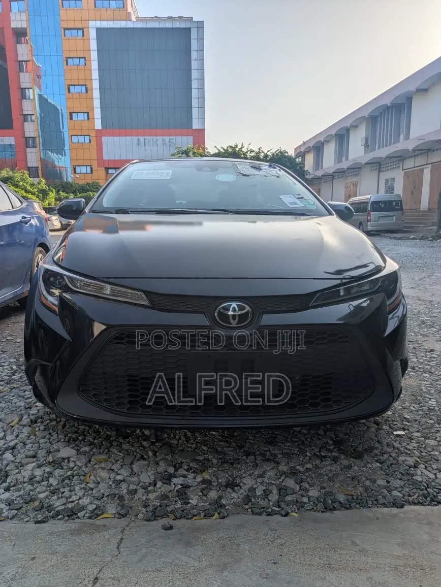 Toyota Corolla LE 2021 Black