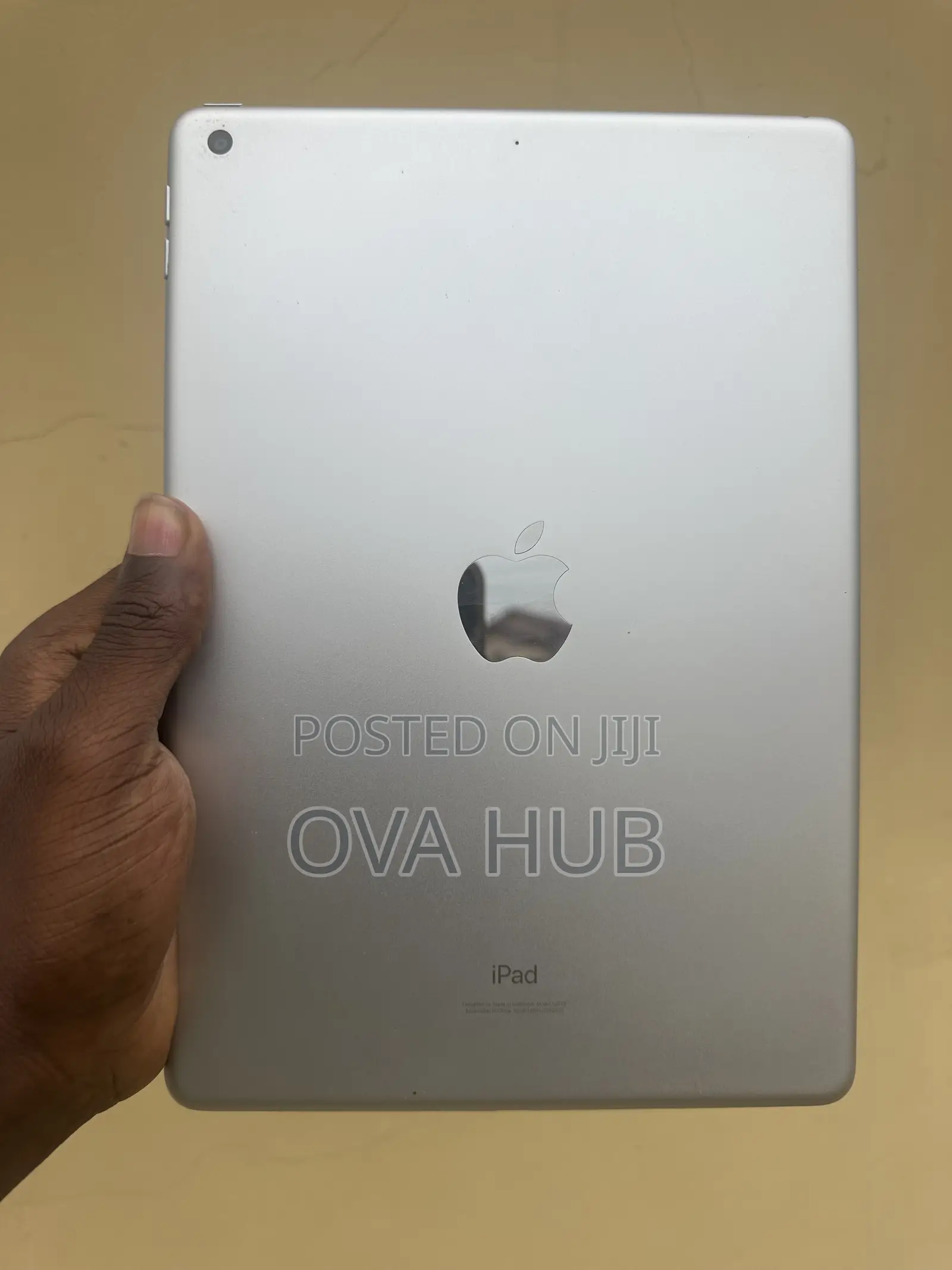 Apple iPad 9.7 32 GB Gray