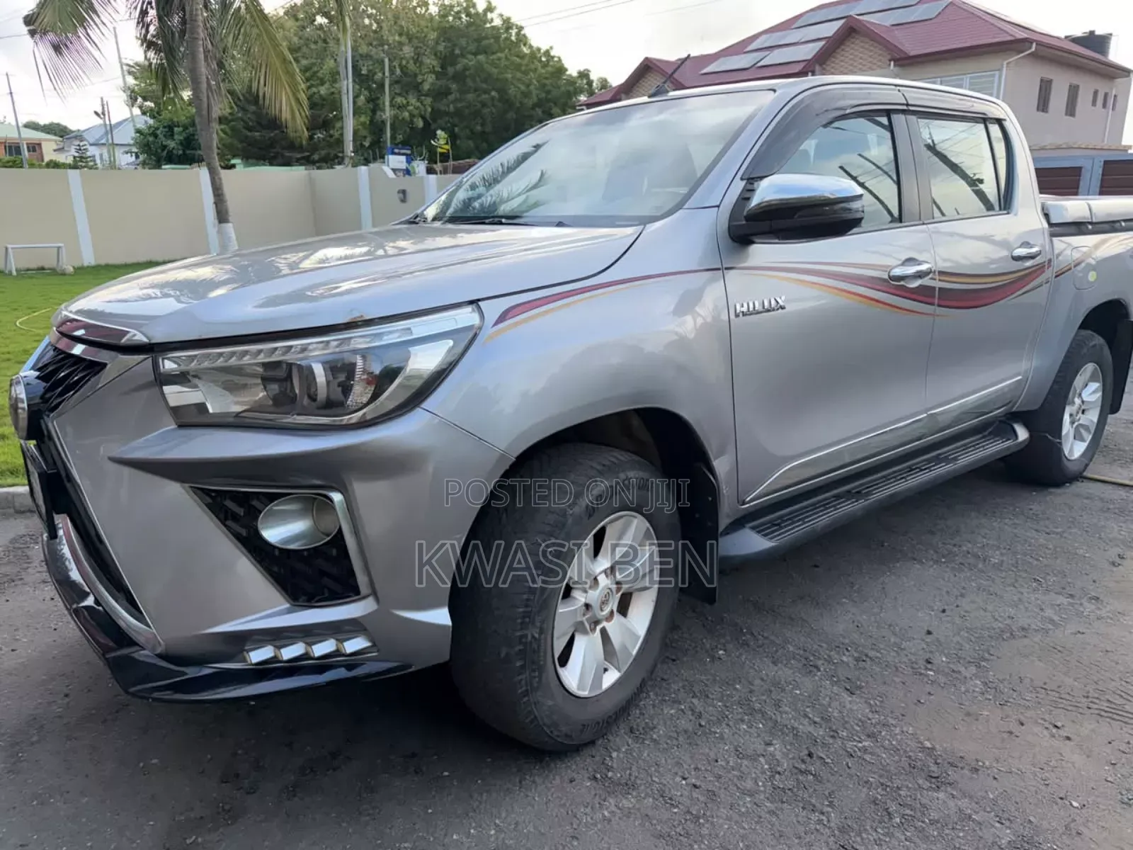 Toyota Hilux 2020 Gray