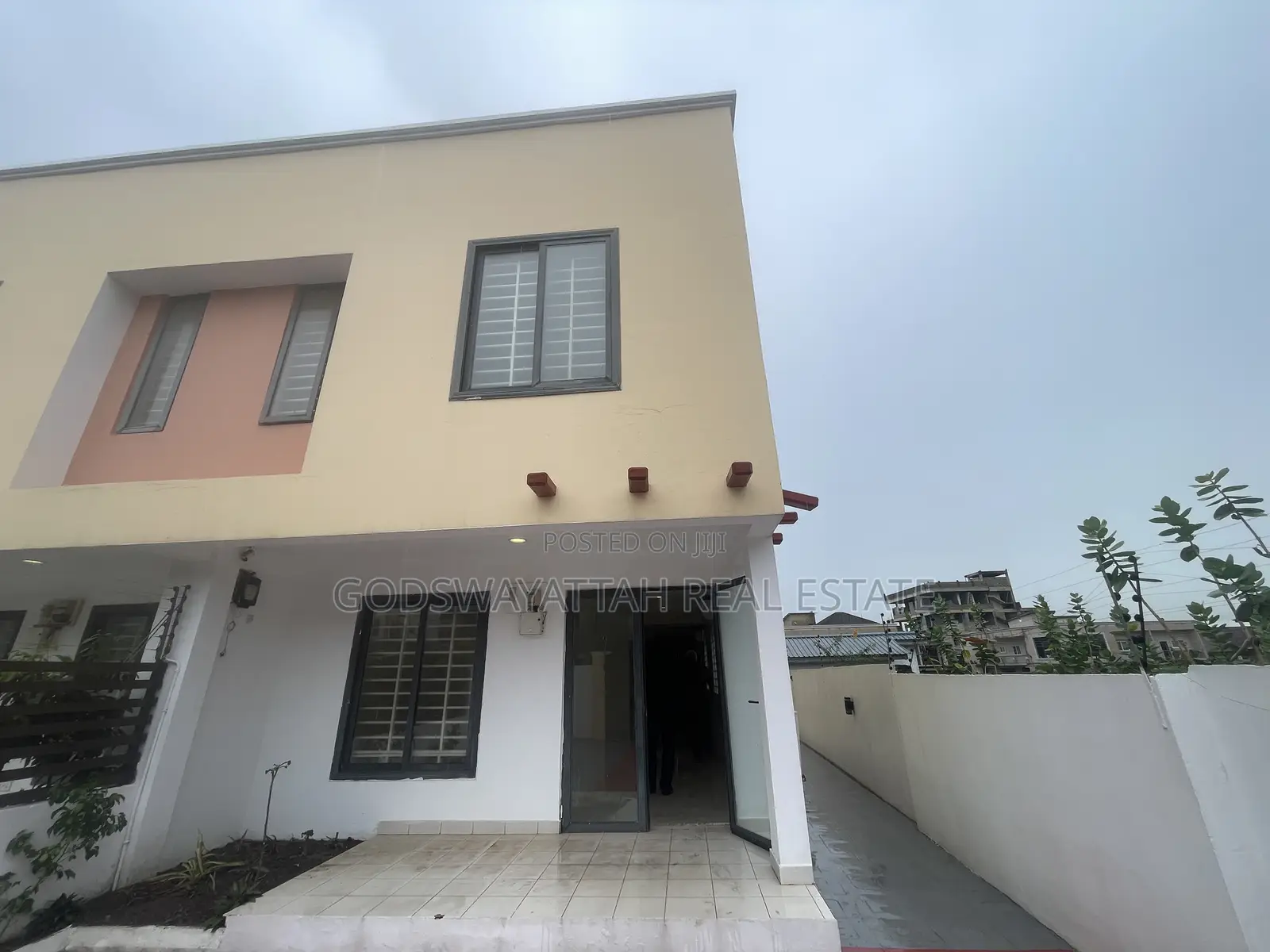 3bdrm House in East Legon, Adjiriganor for rent