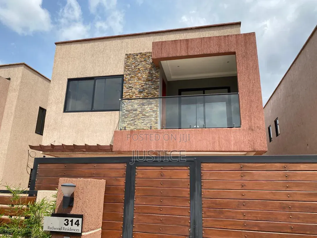 3bdrm Duplex in Ayi Mensah, Oyarifa Mall Area for rent