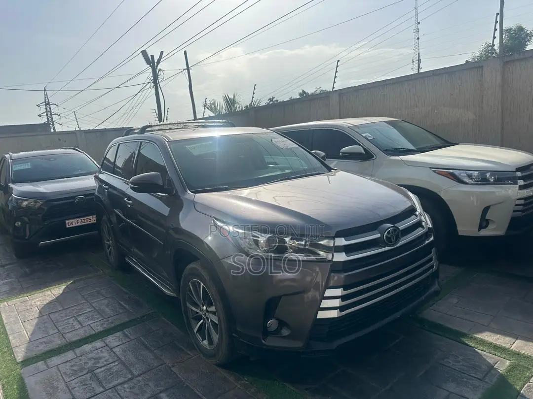 Toyota Highlander 2016 Gray