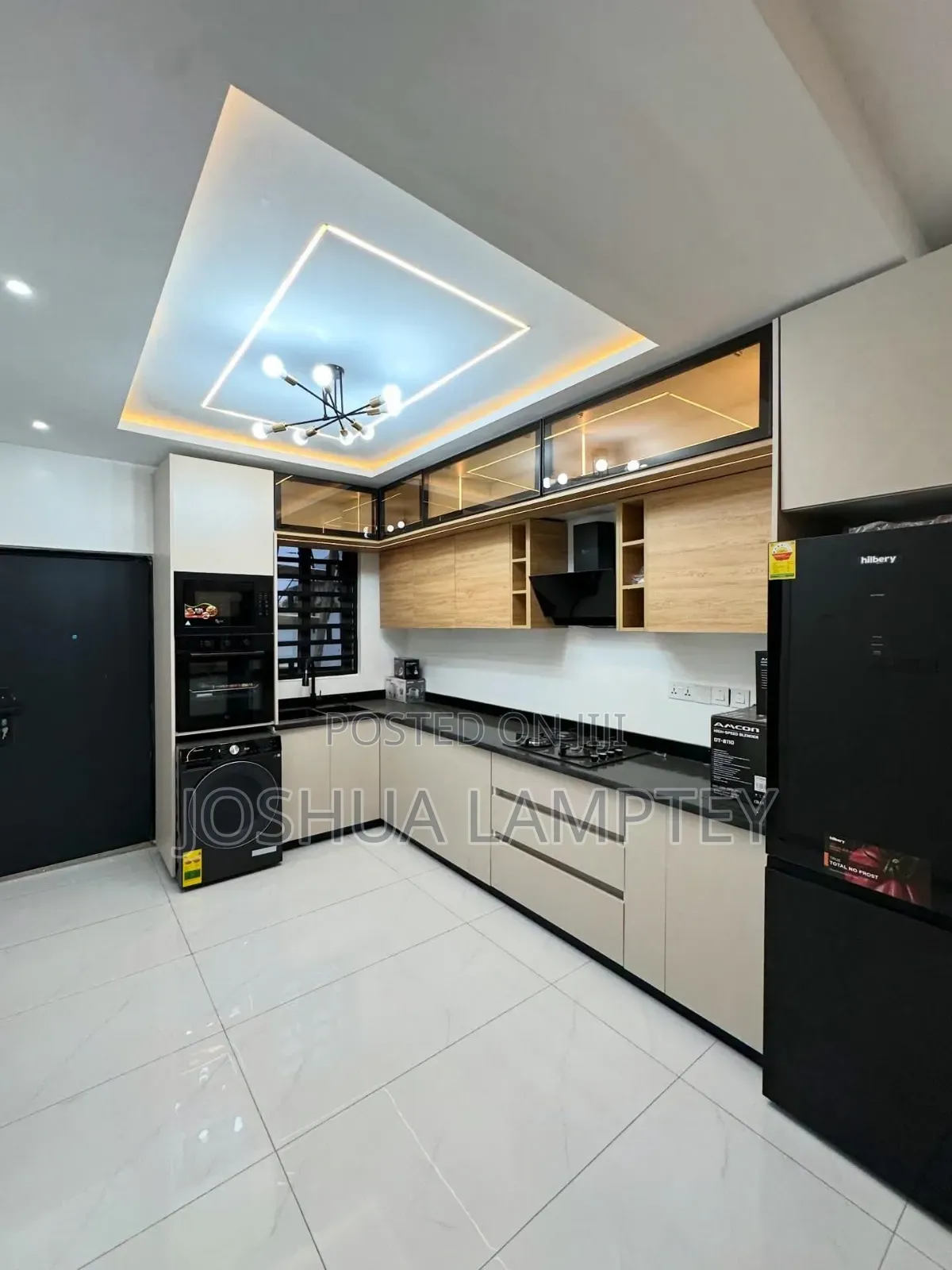 2bdrm House in School Junction for sale