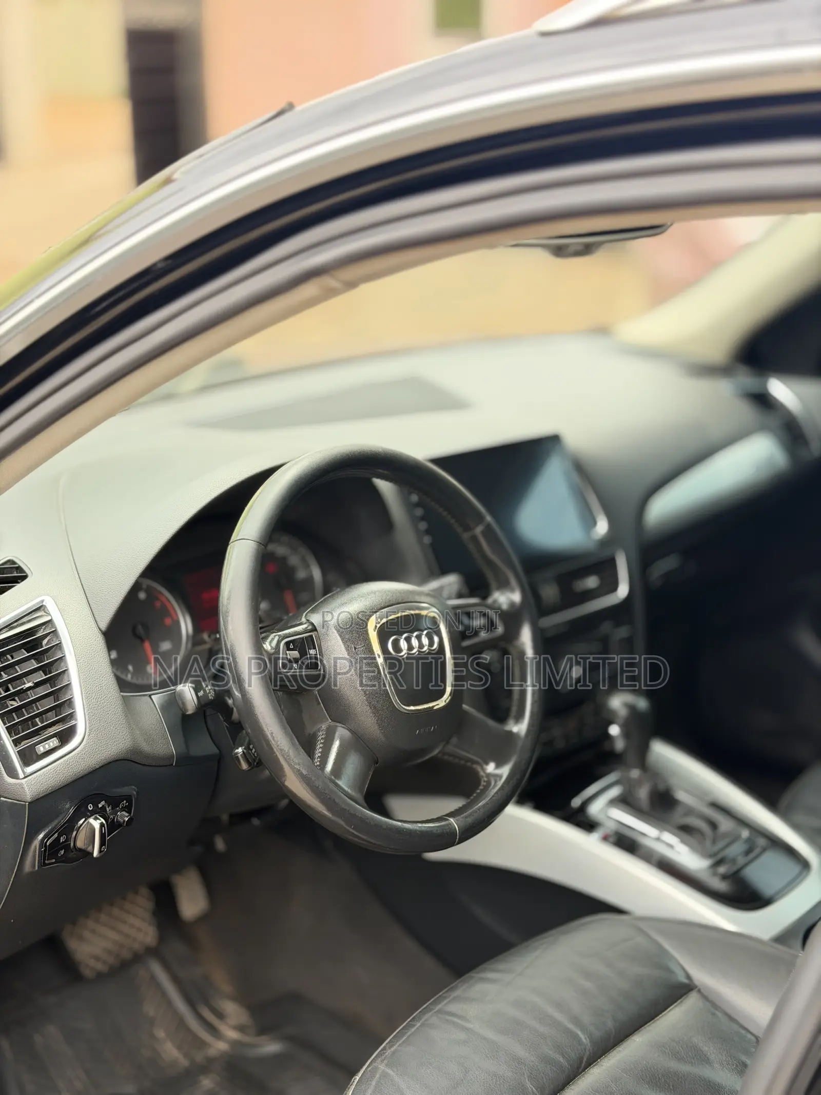 Audi Q5 2.0T Premium Quattro 2012 Black