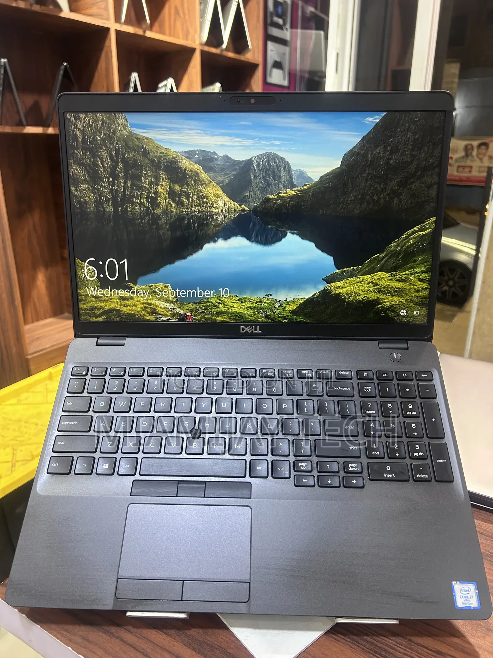 Laptop Dell Precision 3541 16GB Intel Core i7 SSD 256GB