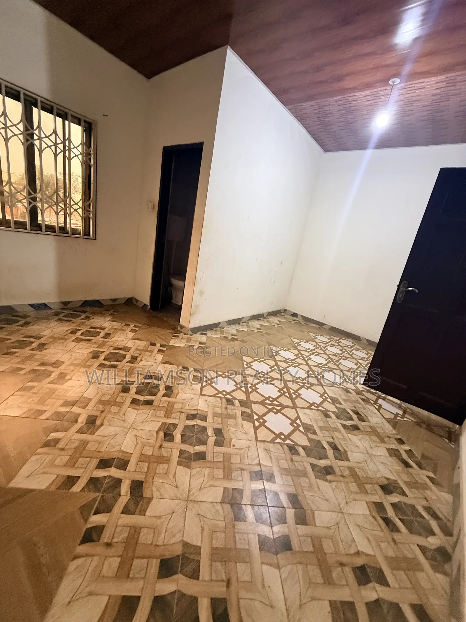 1bdrm Apartment in Community 18 Area, Spintex for rent