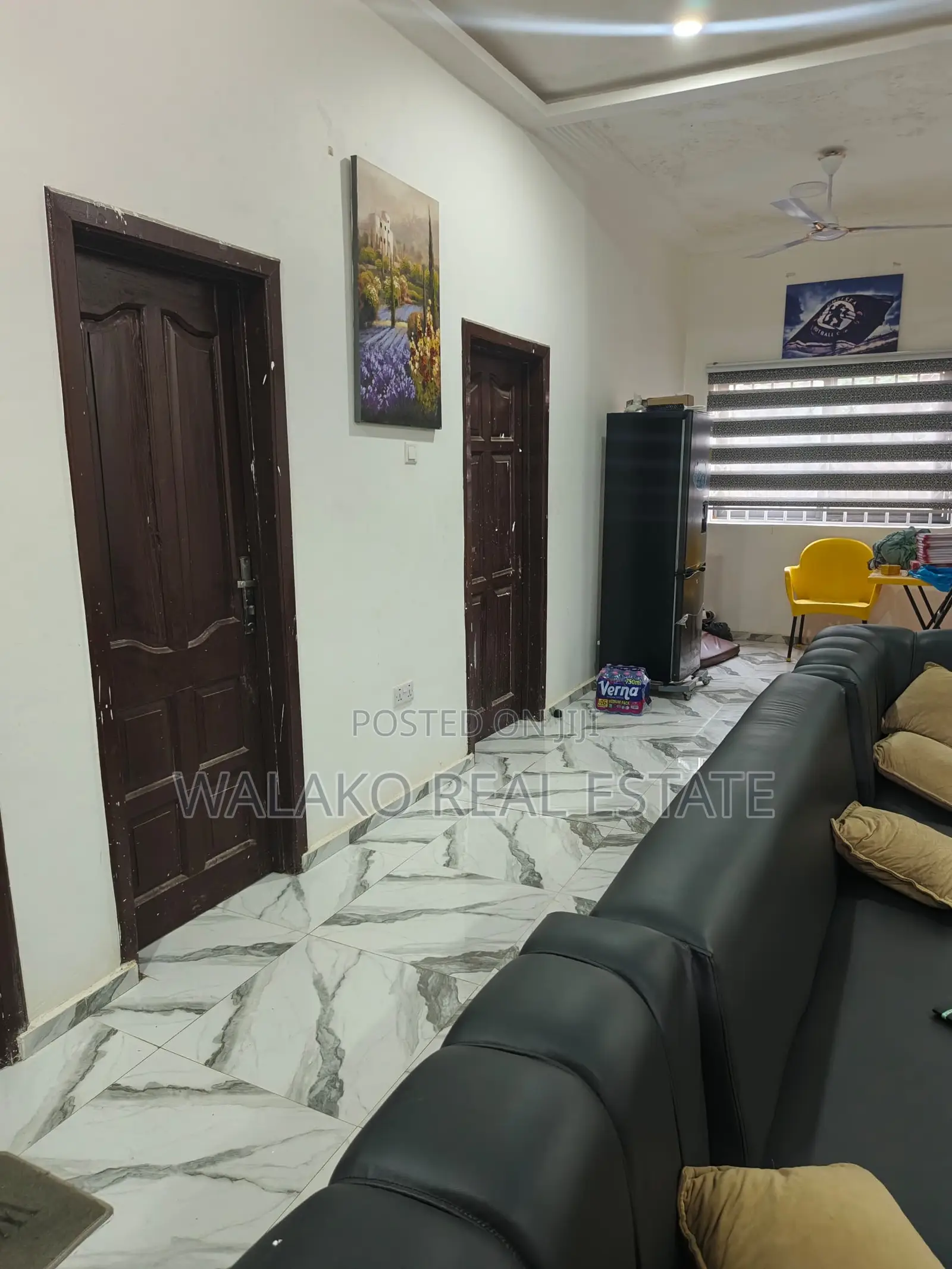 8bdrm Apartment in Ablekuma for sale