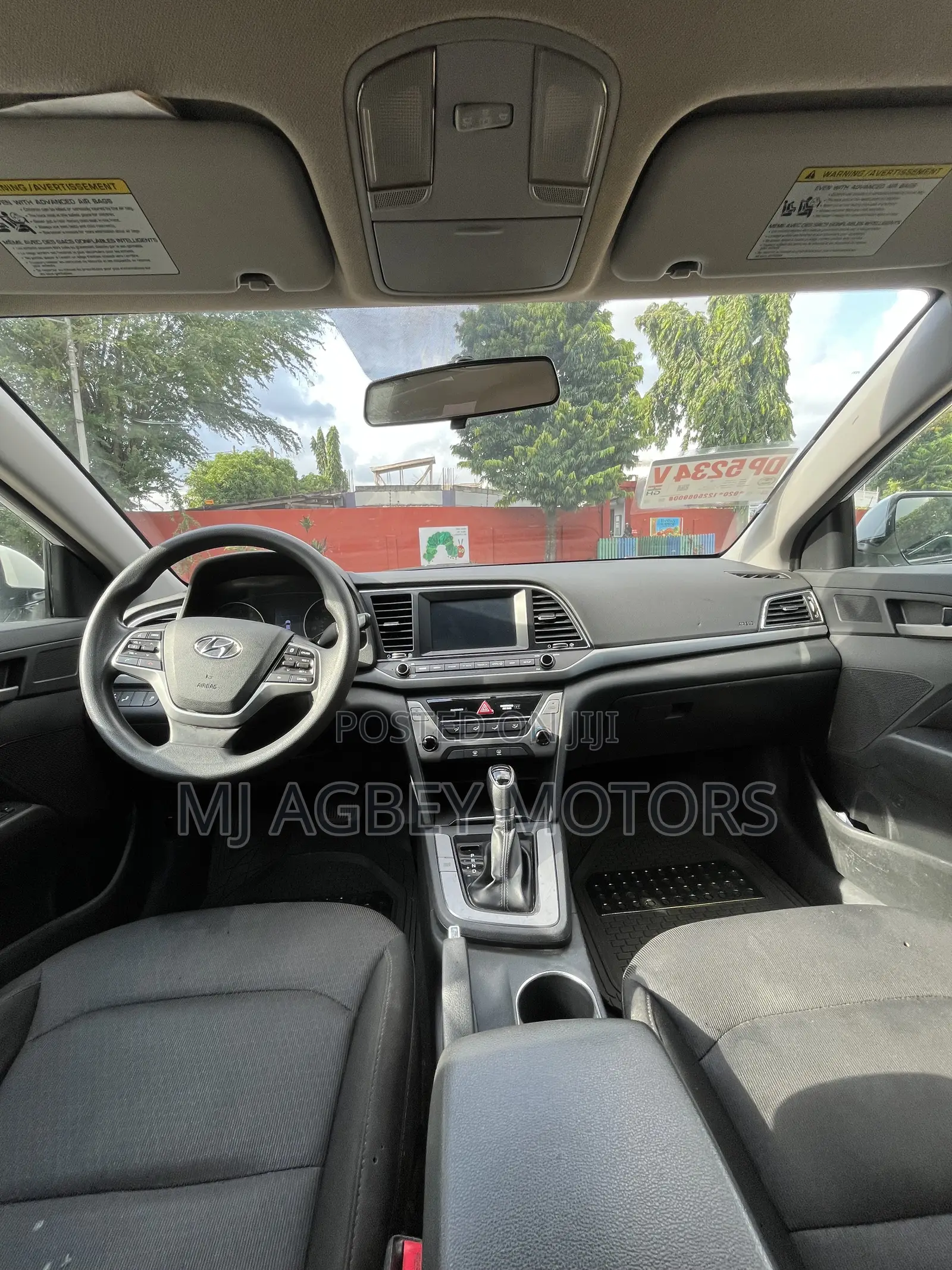 Hyundai Elantra 2018 White