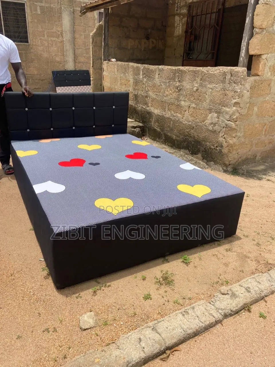 Inbuilt Bed