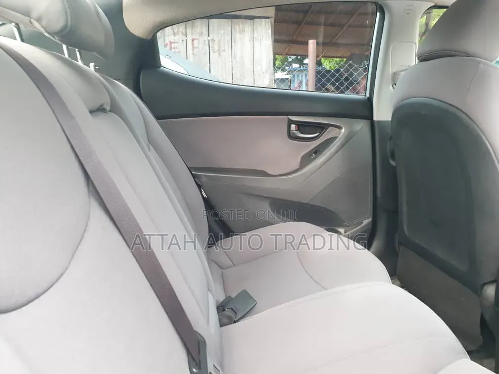 Hyundai Elantra 2013 Silver