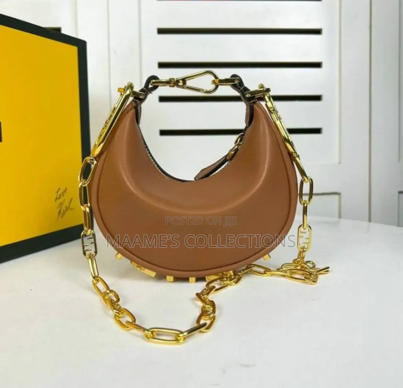 Fendi Ladies Bag ( With a Box)