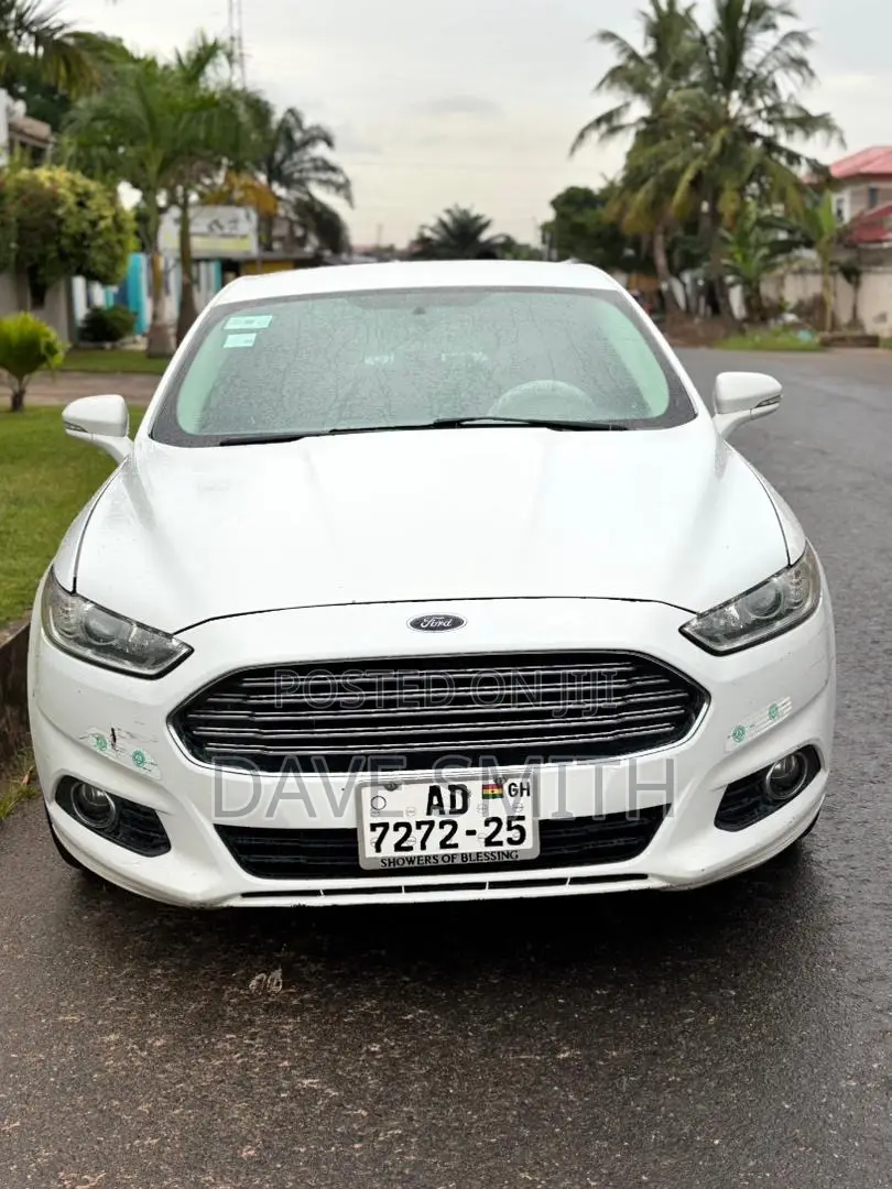 Ford Fusion SE 2013 White