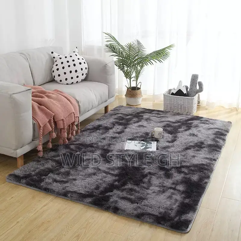 Classy Fluffy Carpets/ Rugs in All Sizes