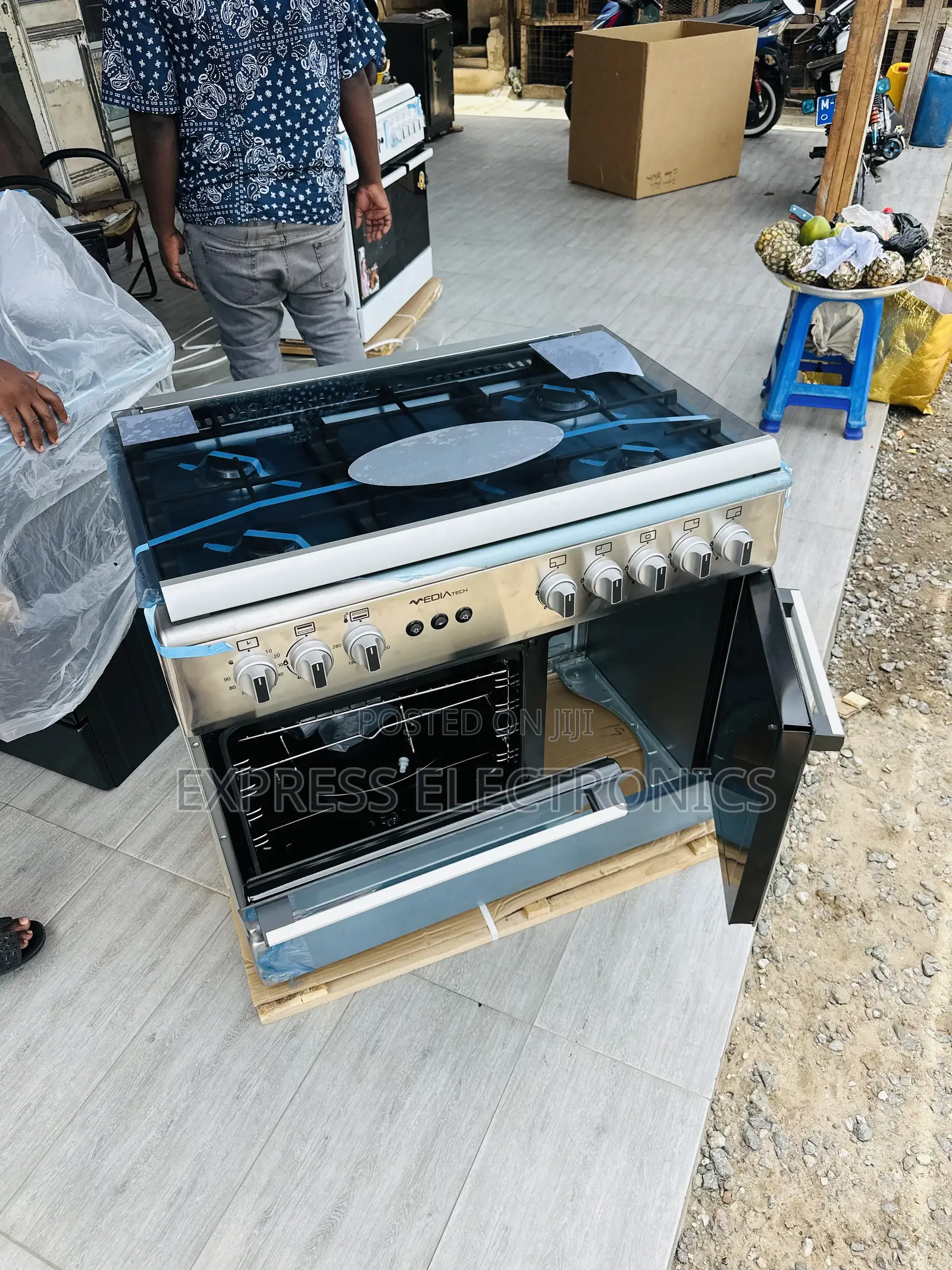Brand New Sliver Gas Cooker Midea Tech 60/90 5burner Grill Rotisserie