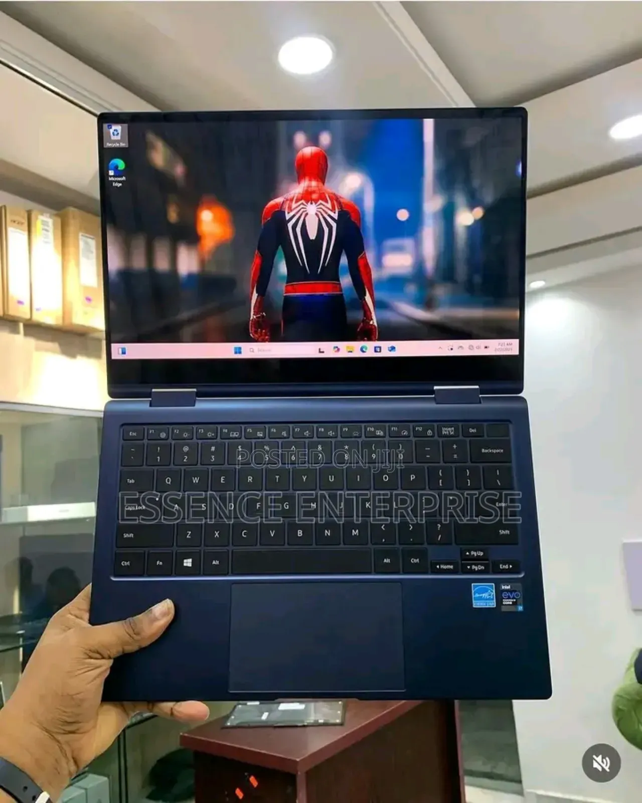 Laptop Samsung Galaxy Book4 16GB Intel Core i7 SSD 512GB