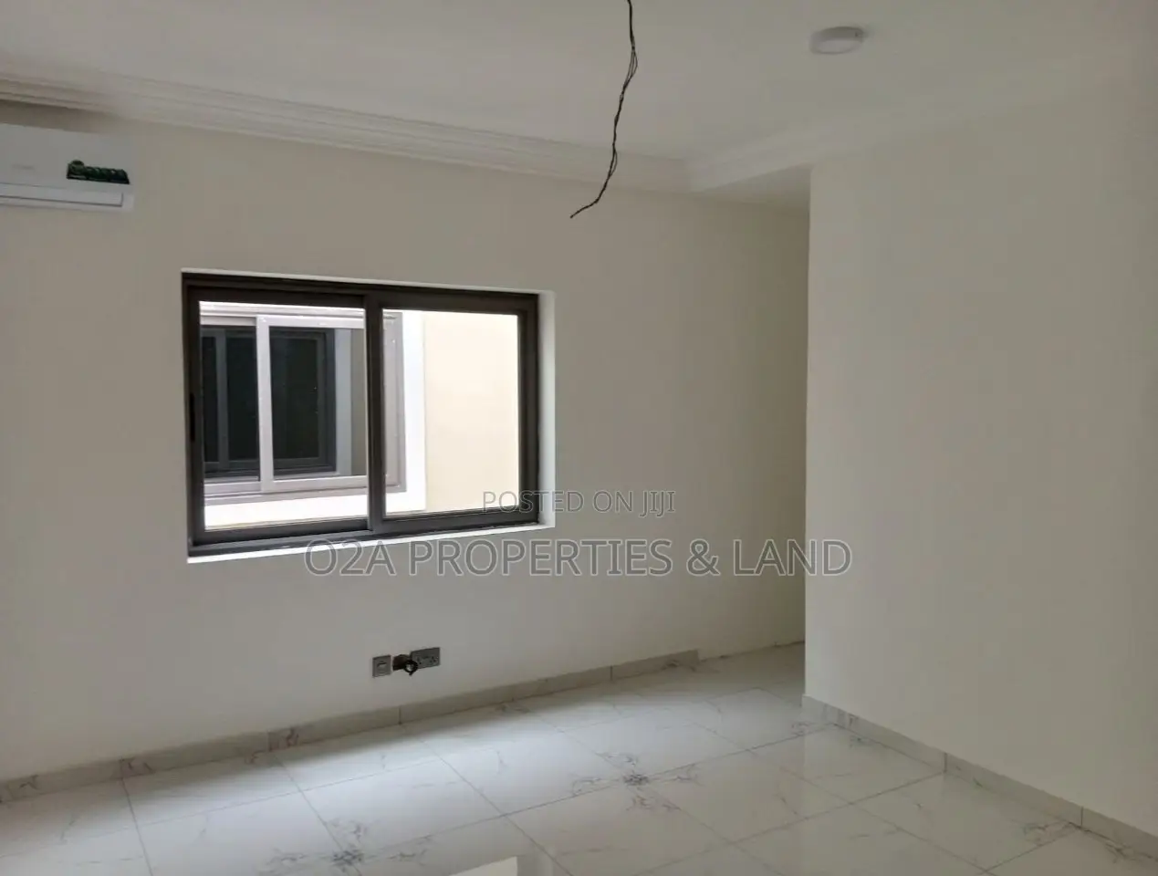3bdrm Townhouse / Terrace in Adenta, Barrier for rent