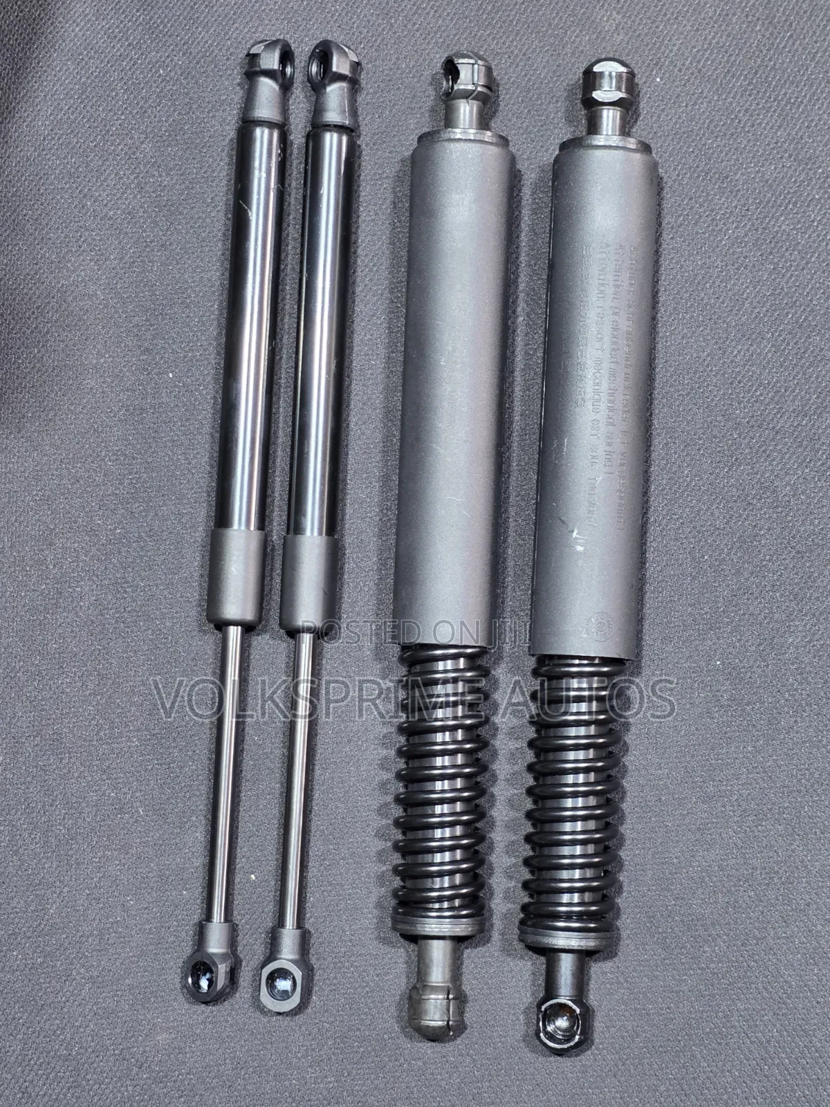 Back Lift Support Struts for Volkwagen Touareg,Porsche 2005 - 2013