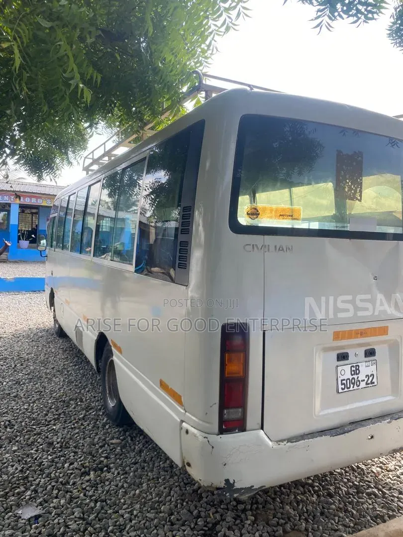 Nissan Civilian 2008 White