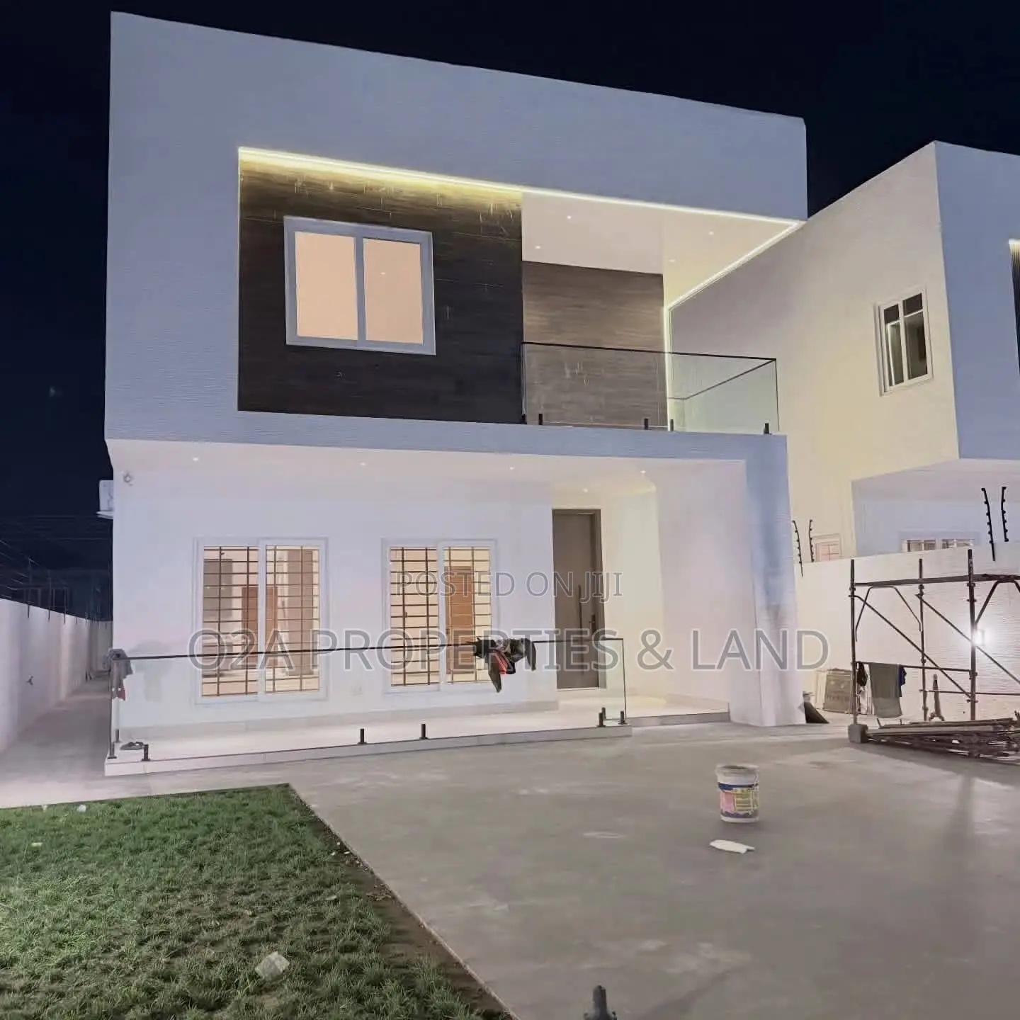 4bdrm House in Sakumono for sale