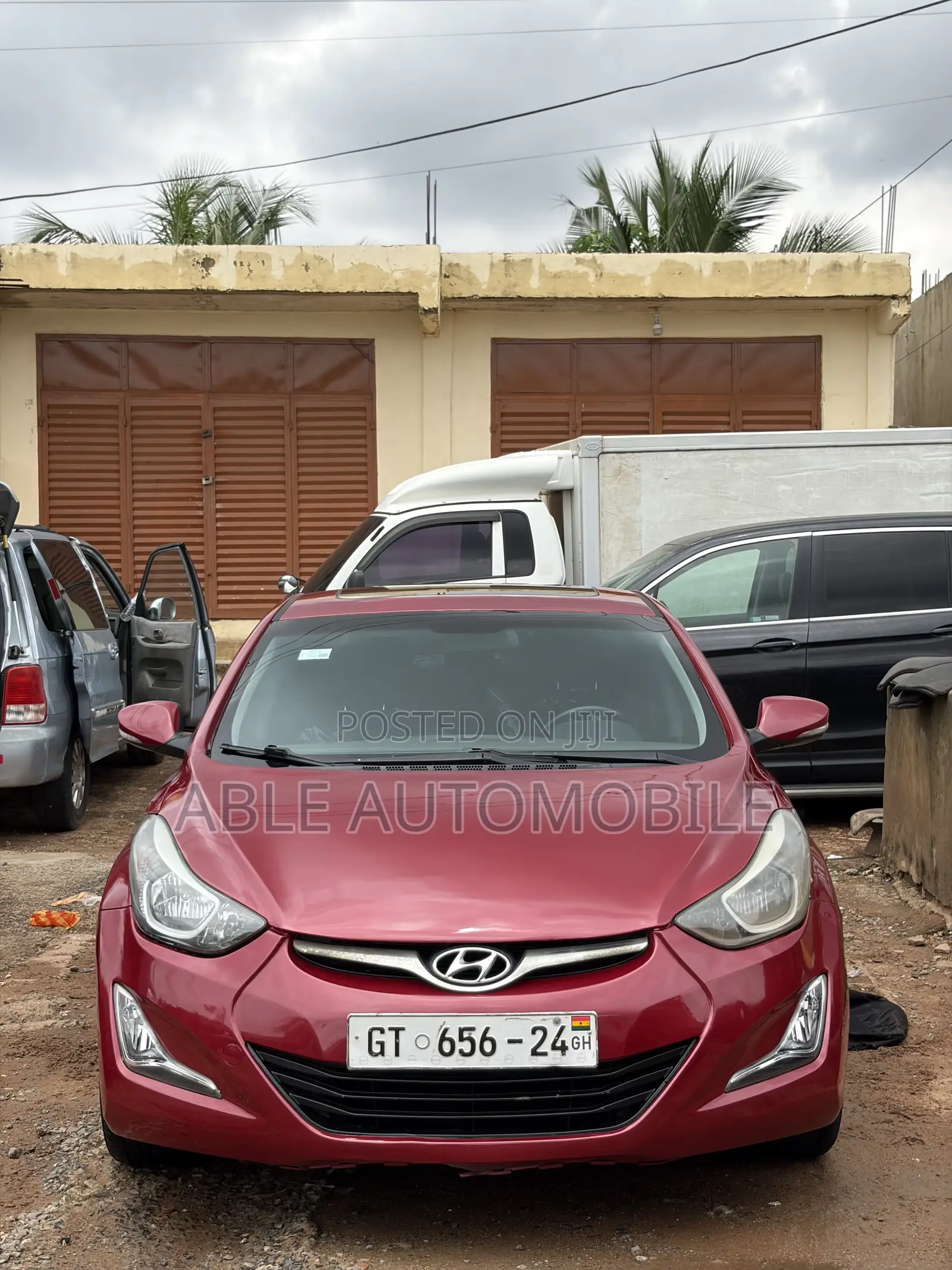 Hyundai Elantra Limited 4dr Sedan (1.8L 4cyl 6A) 2015 Red