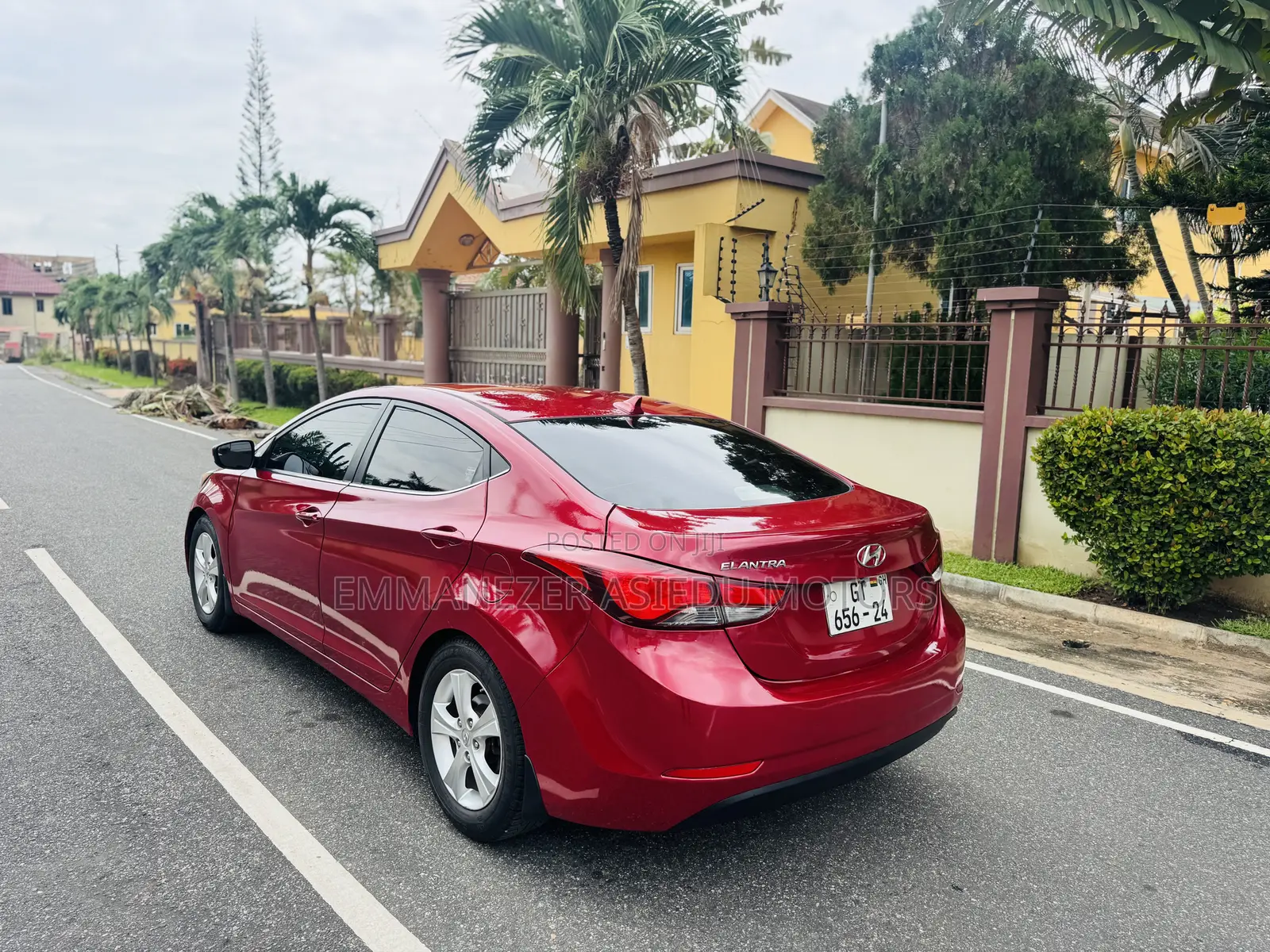 Hyundai Elantra Limited 4dr Sedan (1.8L 4cyl 6A) 2015 Red