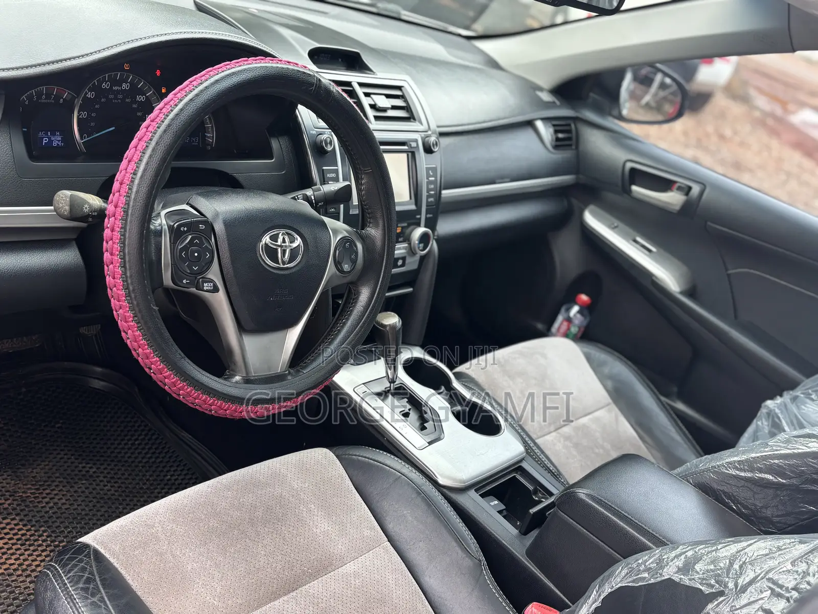 Toyota Camry SE 4dr Sedan (2.5L 4cyl 6A) 2013 Silver
