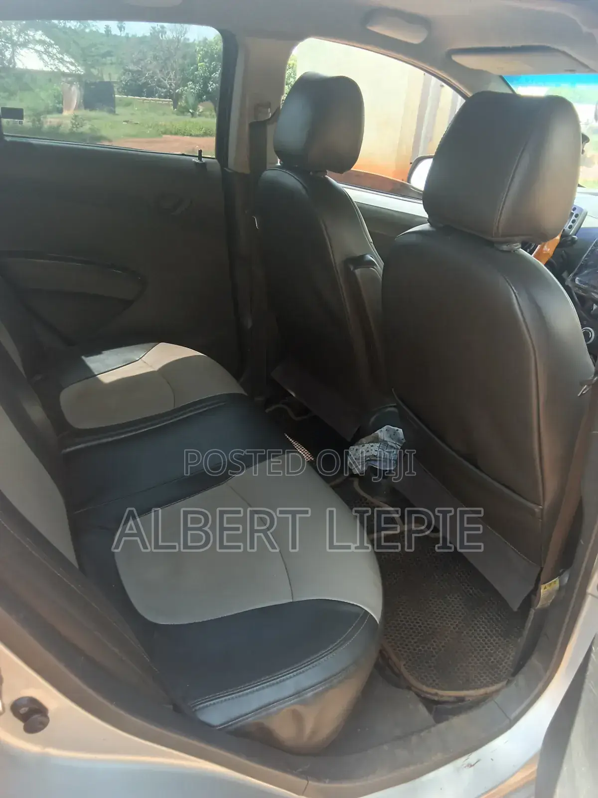 Chevrolet Spark LT 2012 Silver