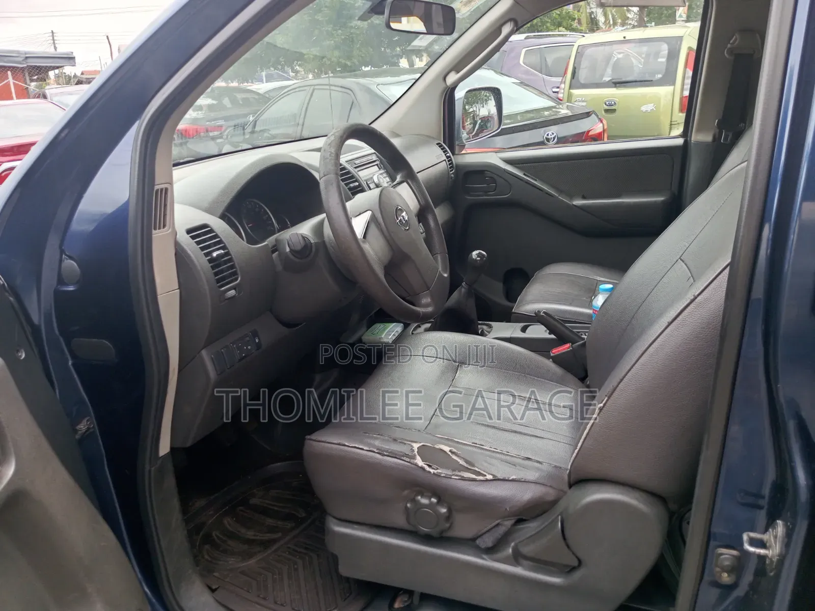 Nissan Navara 2015 Black