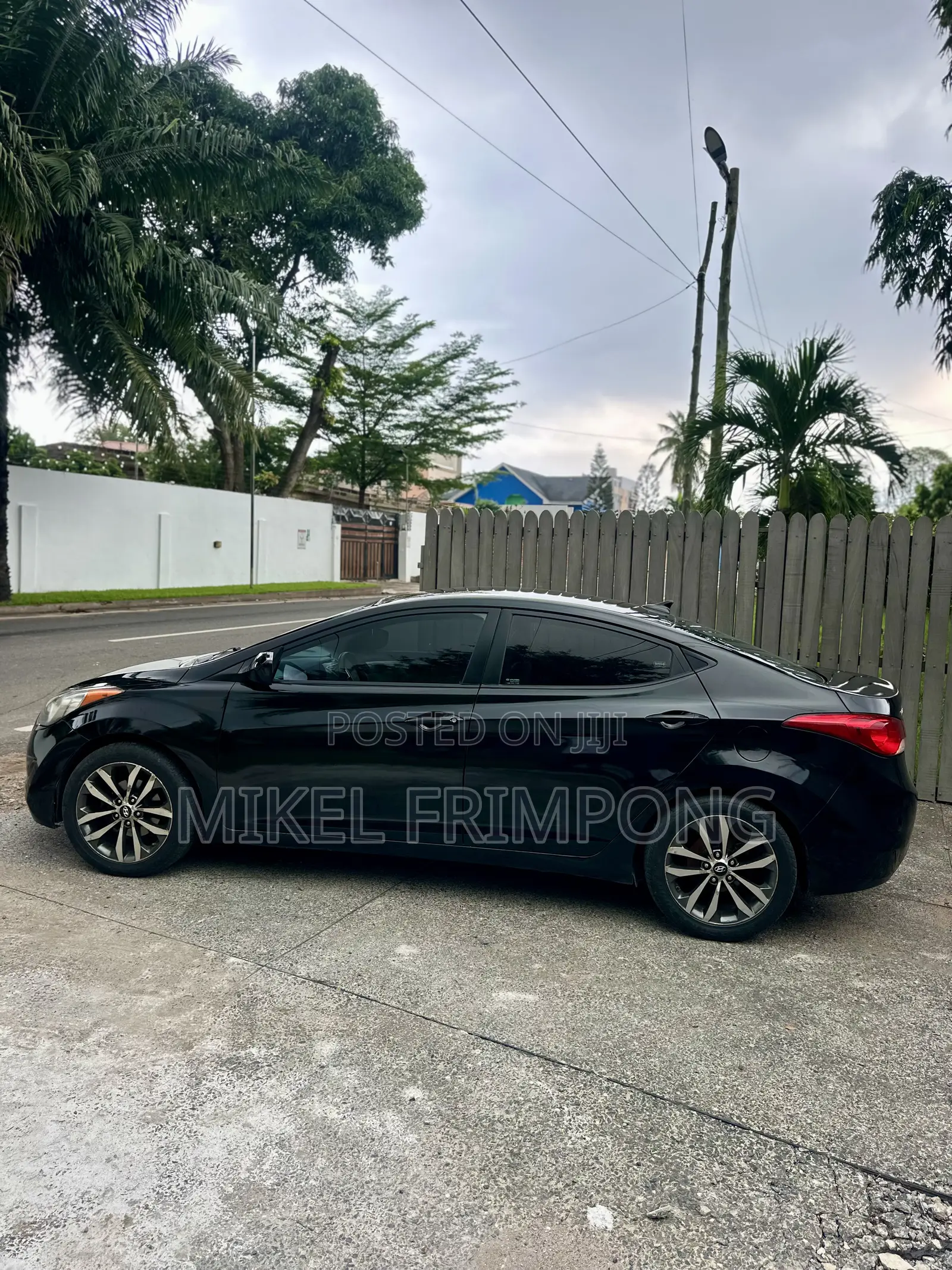 Hyundai Elantra SE Coupe FWD (1.8L 4cyl 6A) 2013 Black