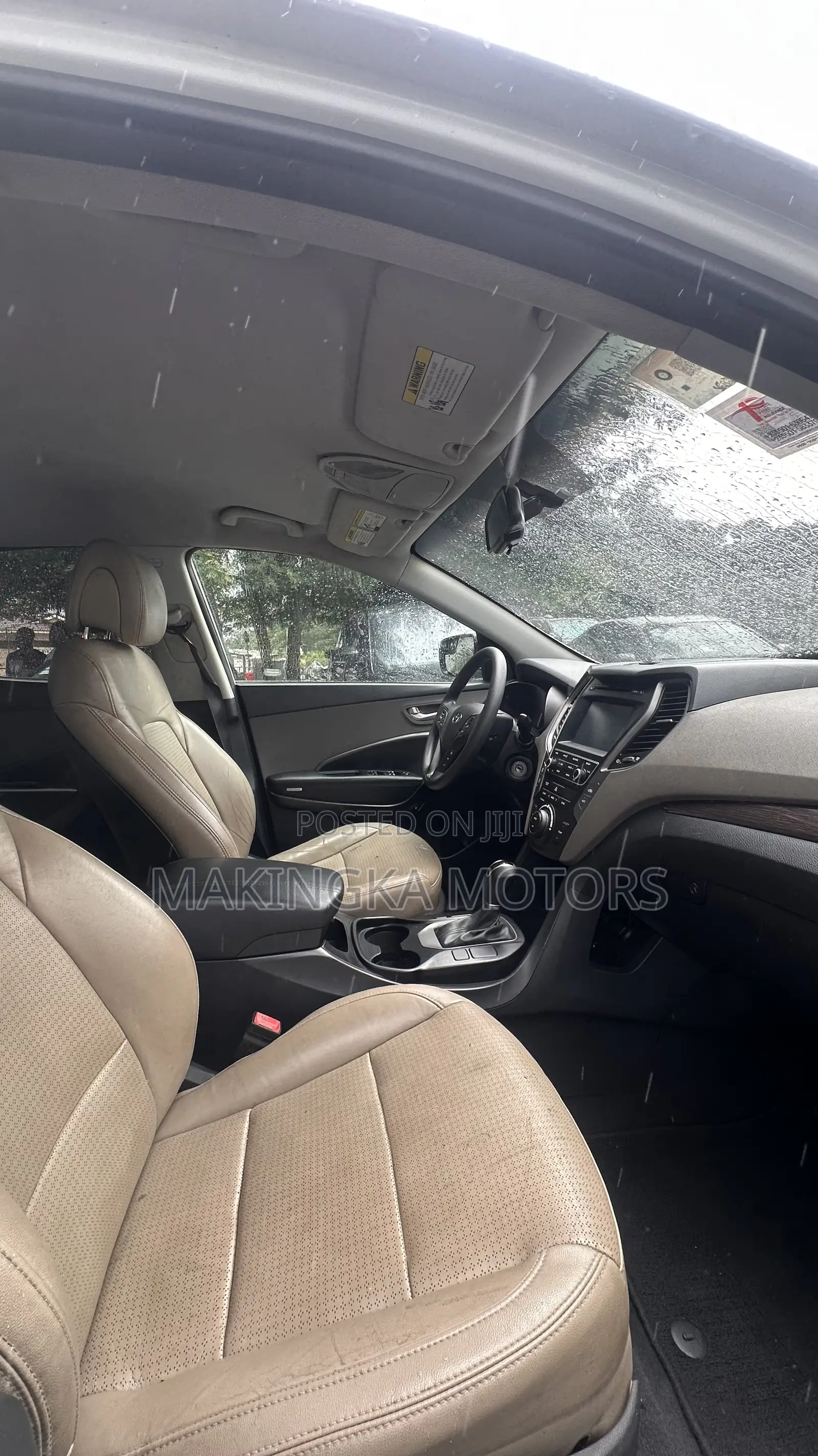 Hyundai Santa Fe SE AWD 2017 White