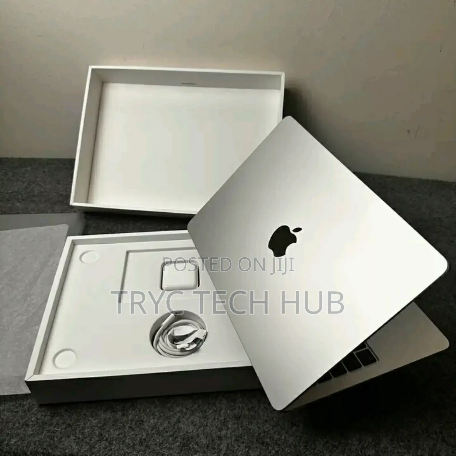 New Laptop Apple MacBook Air 16GB Apple M3 SSD 512GB