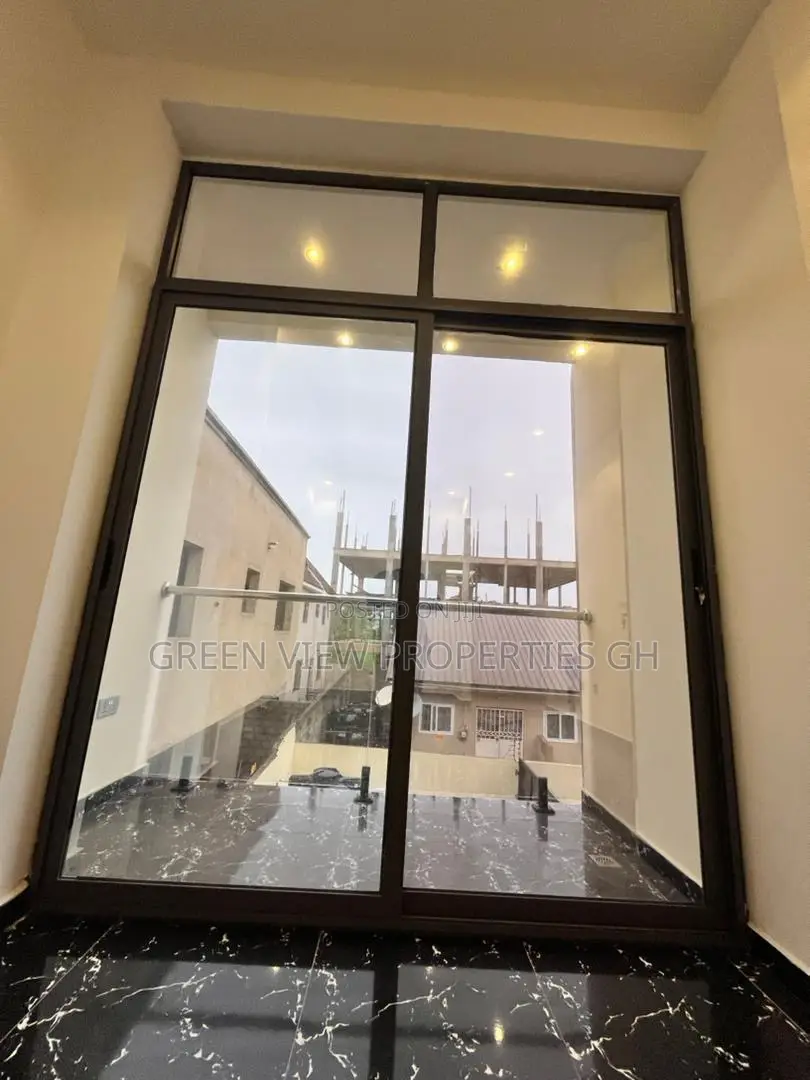 Furnished 2bdrm Duplex in Ashaley Botwe for sale