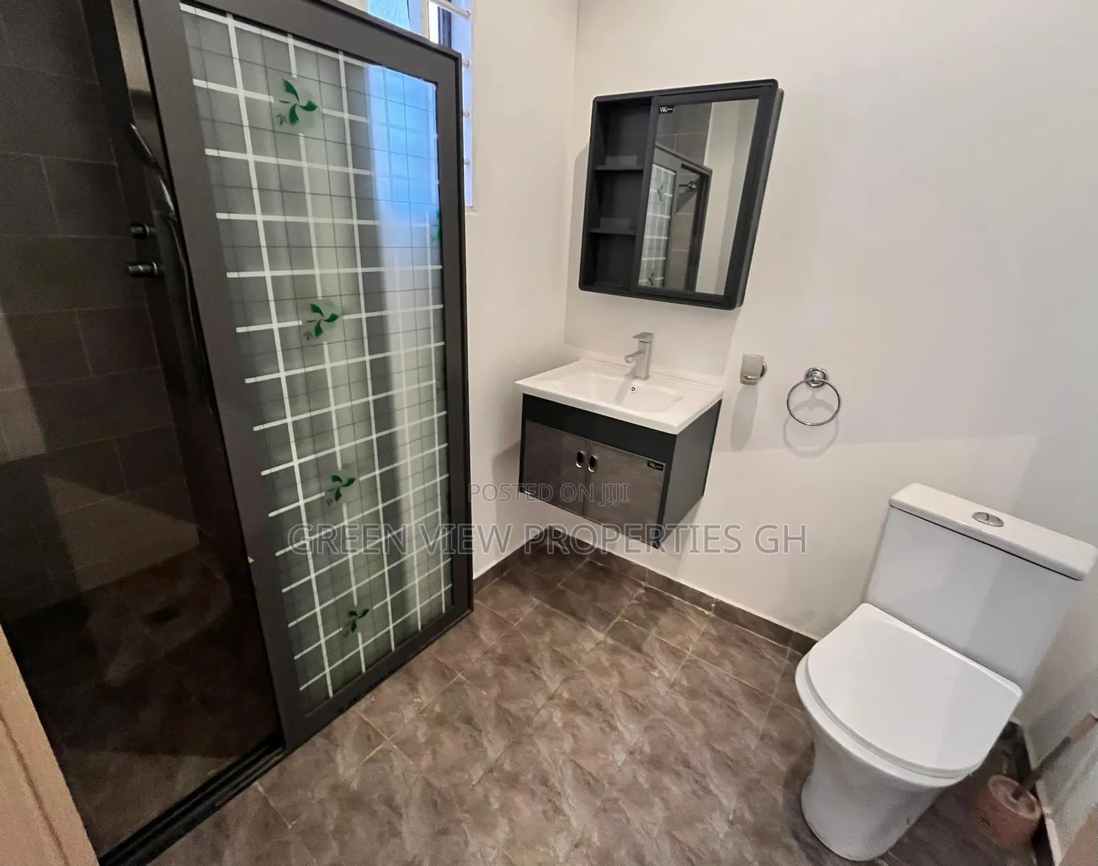 Furnished 2bdrm Duplex in Ashaley Botwe for sale