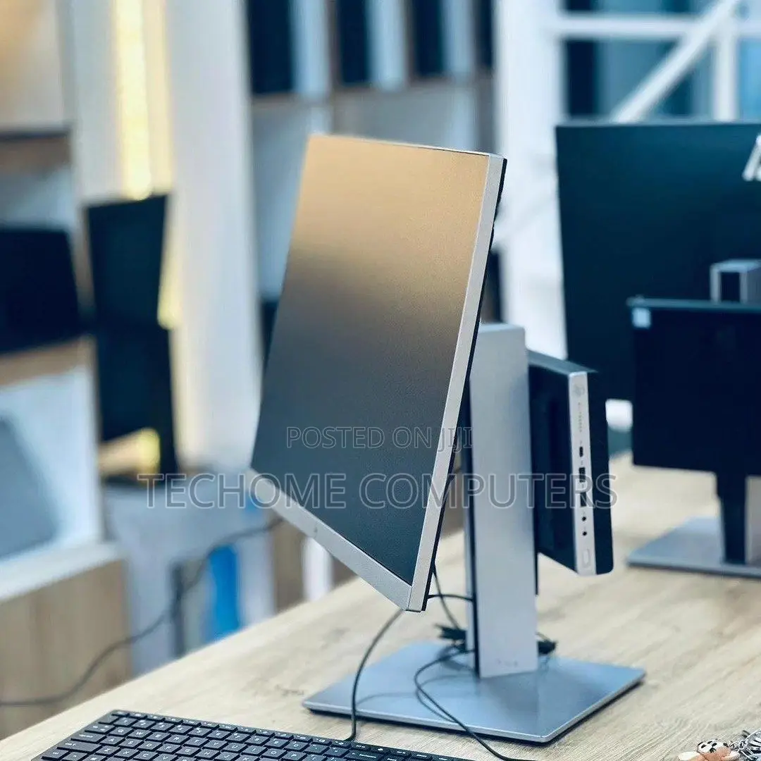 Desktop Computer HP 200 G4 22 All-in-One 16GB Intel Core i5 SSD 512GB