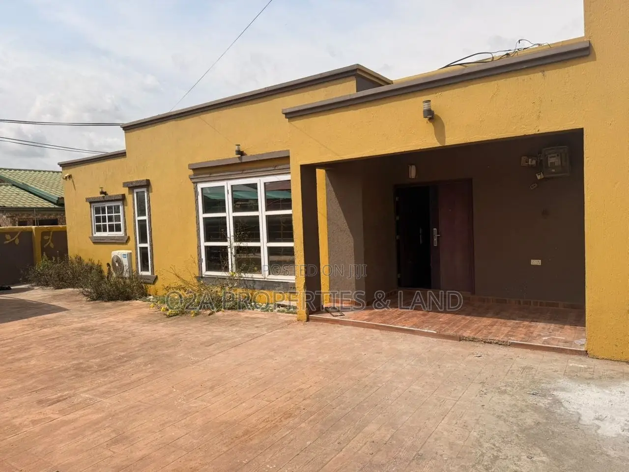 3bdrm House in Lakeside Estate for sale