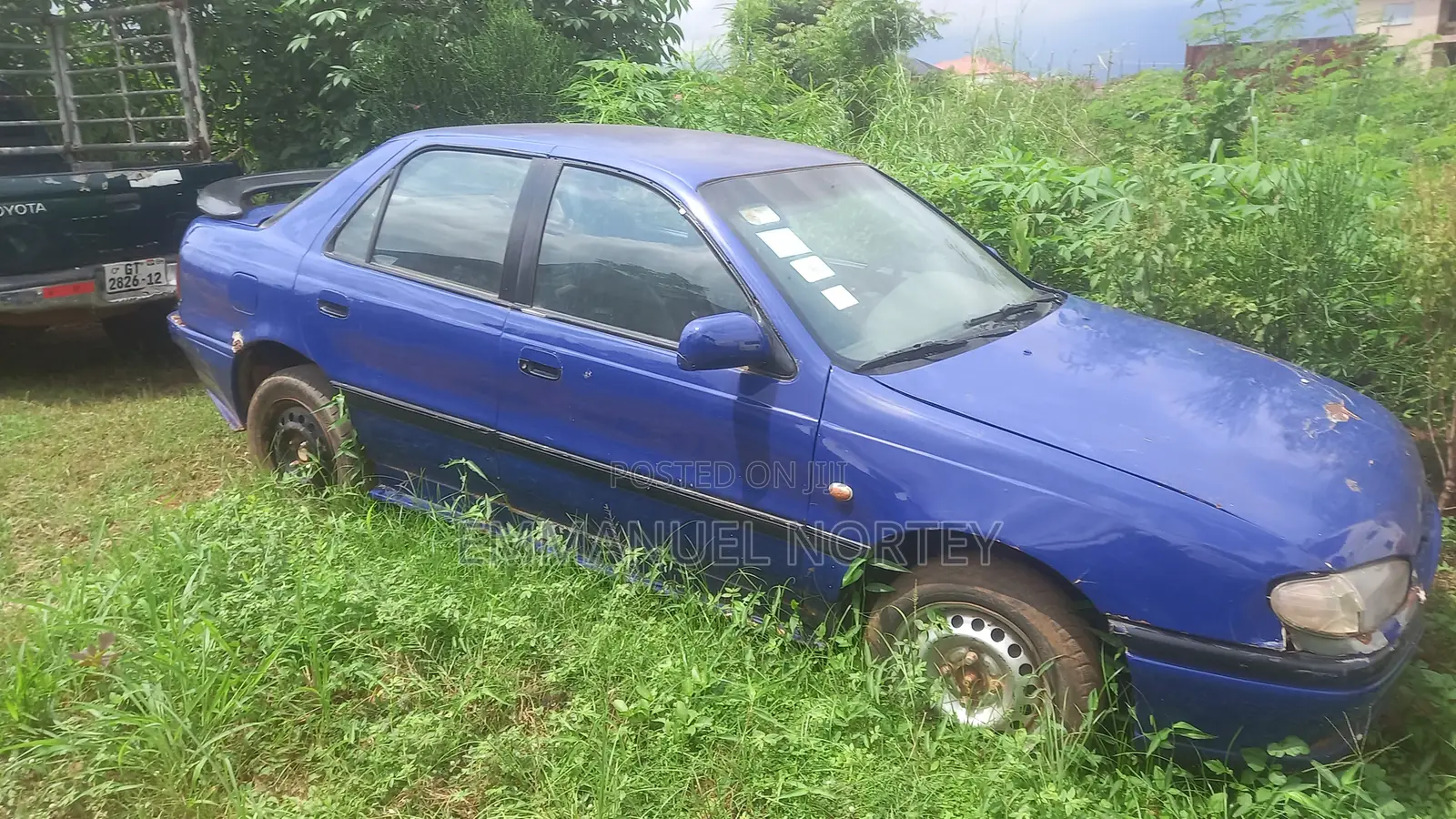 Hyundai Elantra Base 1992 Blue
