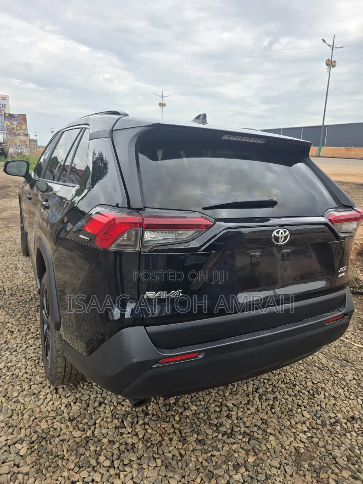 Toyota RAV4 XLE AWD 2019 Black